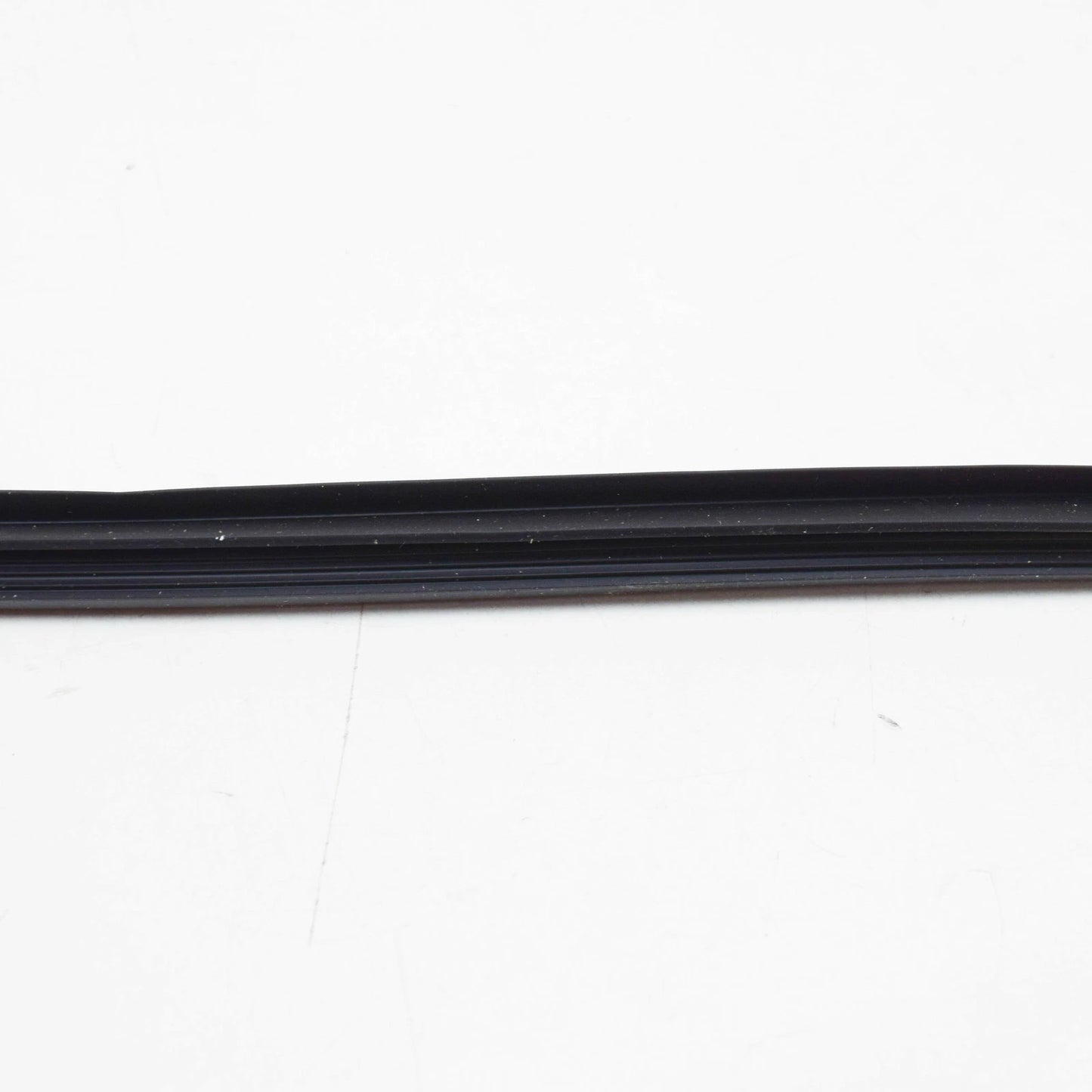 NEW MERCEDES-BENZ SALOON W123 SUNROF SEAL A1087820098