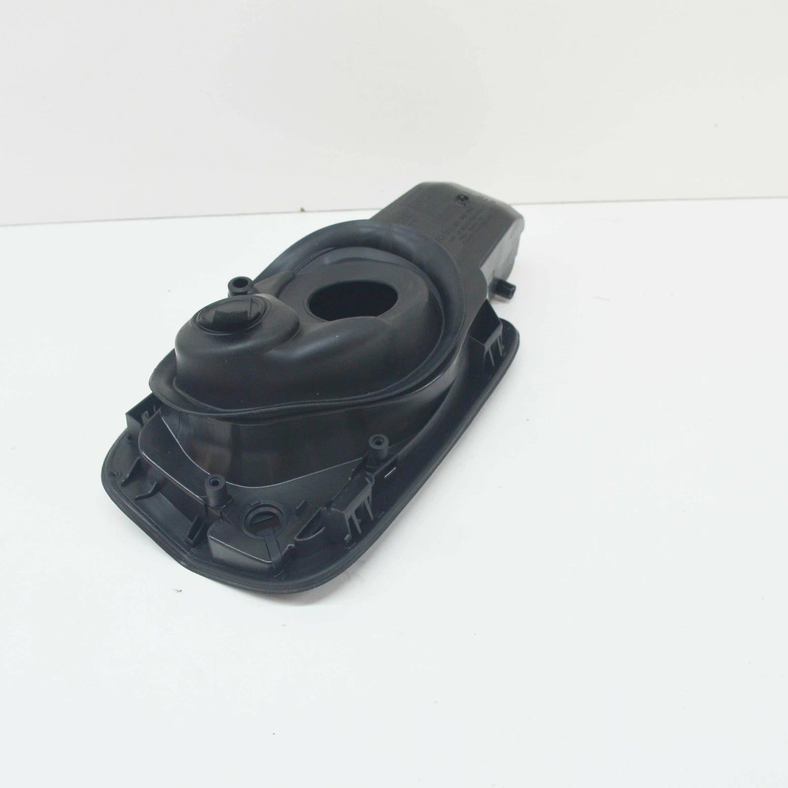 NEW AUDI A3 8V FUEL TANK FILLER FLAP INSERT 8V5809906B