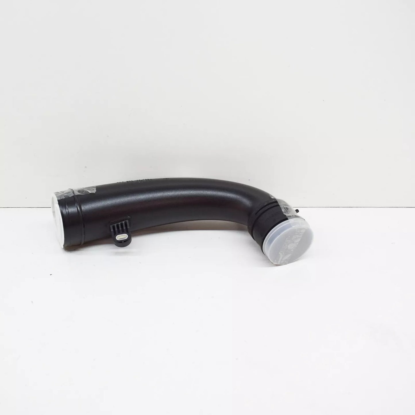 NEW AUDI A1 MK1 ENGINE AIR INTAKE HOSE 06F129654