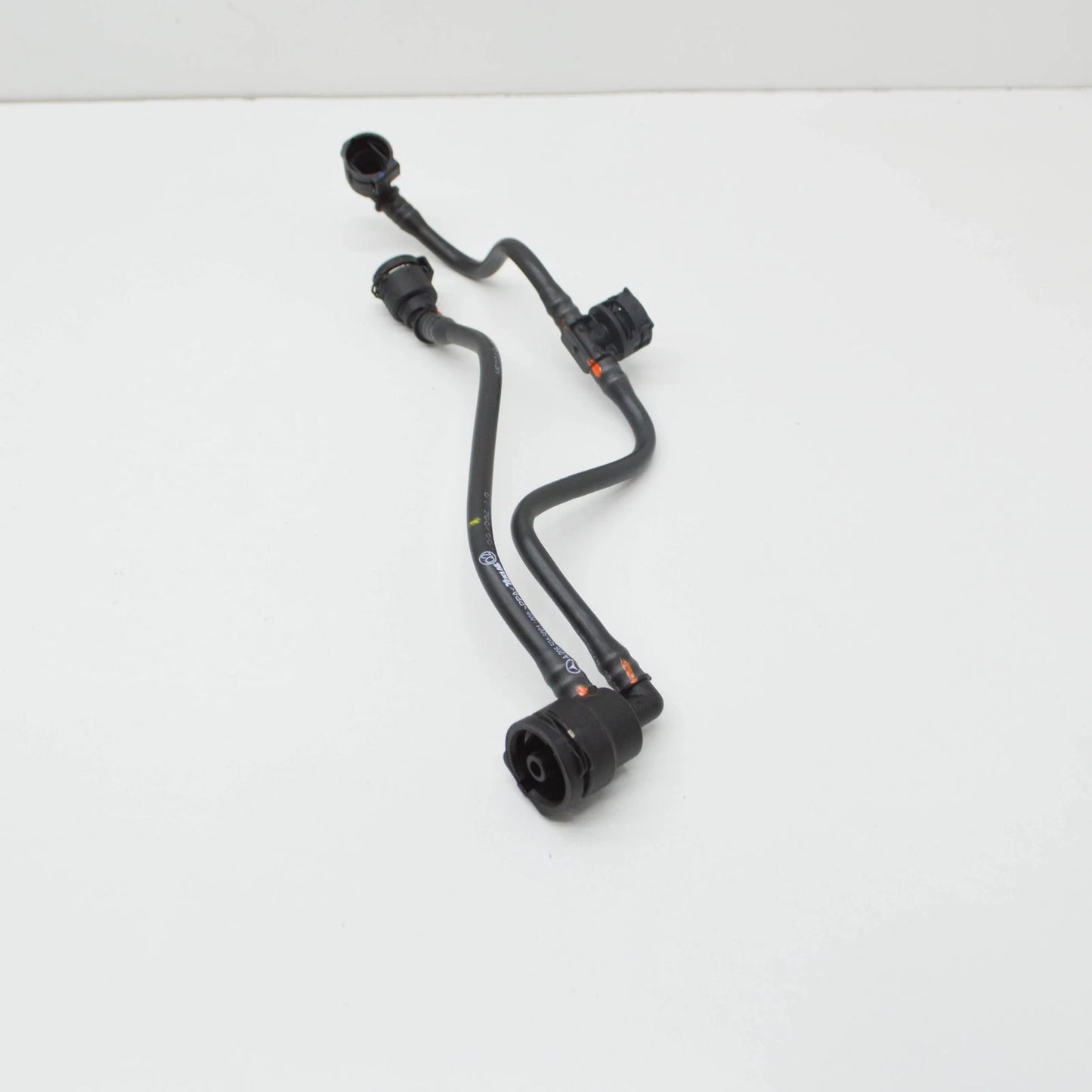 NEW MERCEDES-BENZ C W205 EXPANSION RESERVOIR BLEED LINE A2055015001