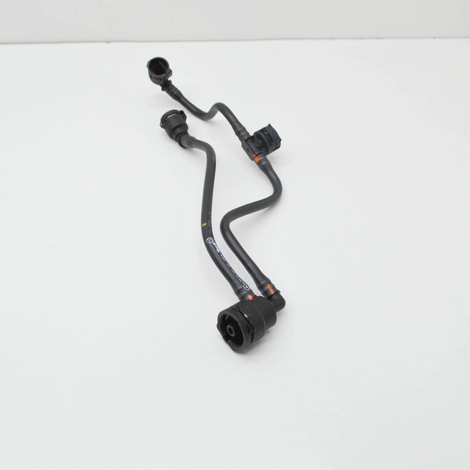 NEW MERCEDES-BENZ C W205 EXPANSION RESERVOIR BLEED LINE A2055015001