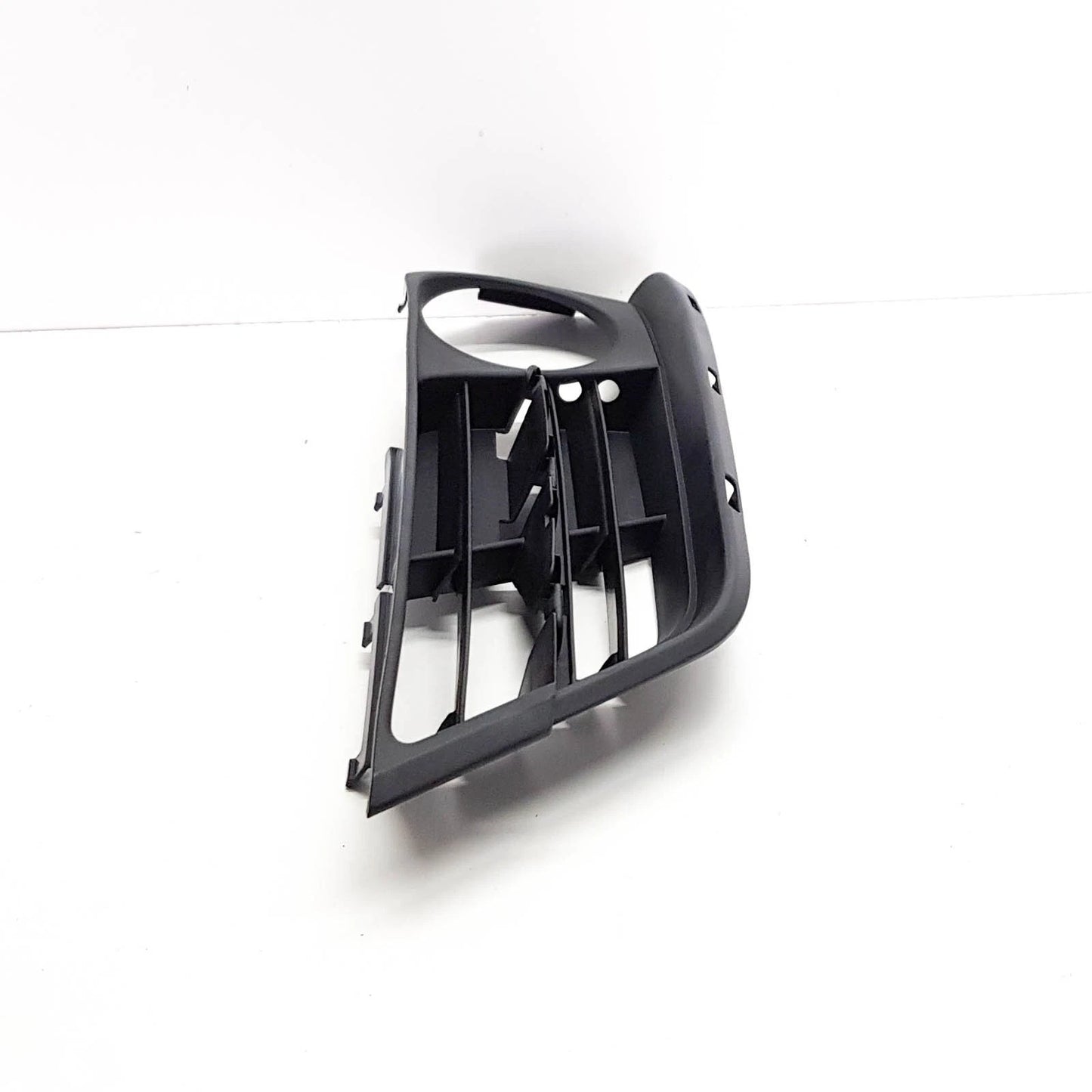 NEW BMW 5 GT F07 RIGHT FOG LIGHT PARTLY CLOSED GRILLE 51117331680 2015 ORIGINAL