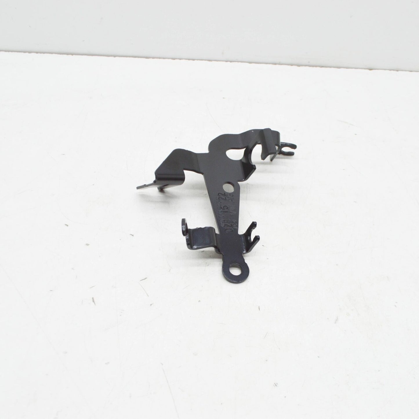 NEW AUDI A6 AVANT C8 RIGHT BRAKE HOSE RETAINER 4K0611846K ORIGINAL