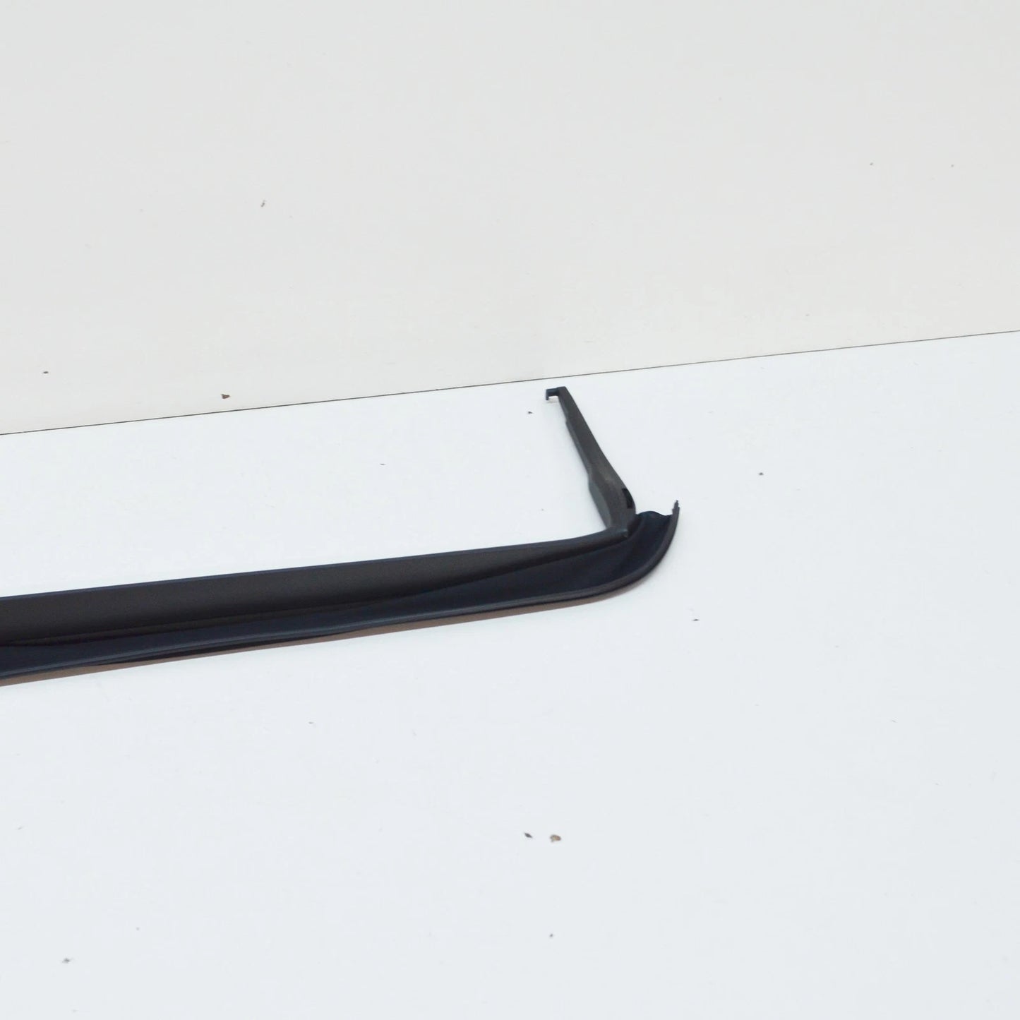 NEW VW GOLF VII 5G MK7 UPPER FRONT SUNROOF WIND DEFLECTOR 1S0877651C ORIGINAL