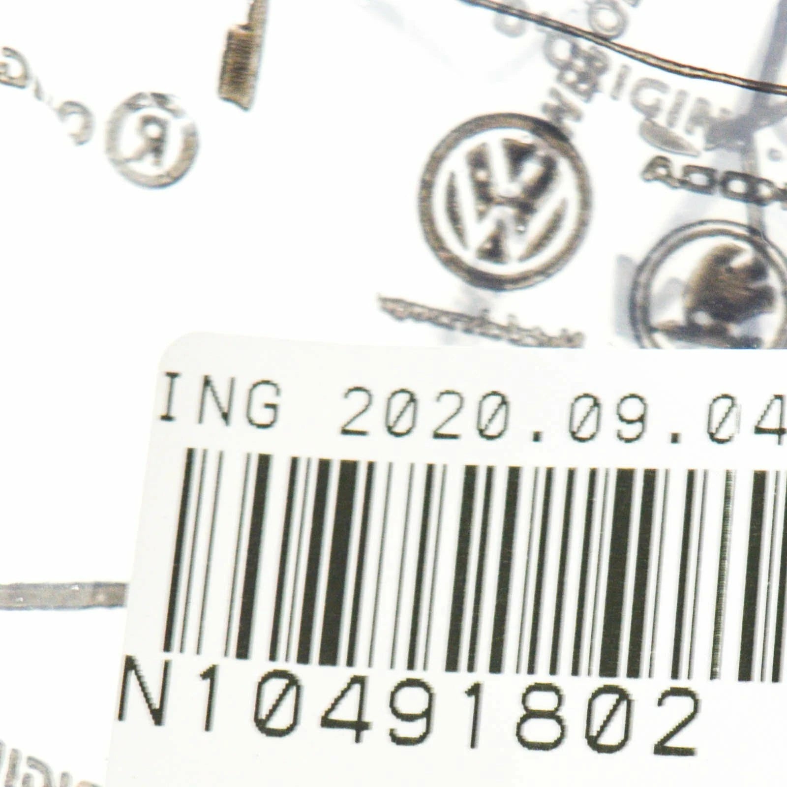 NEW AUDI A4 B8 FRONT STEERING KNUCKLE UPPER MOUNT BOLT N10491802