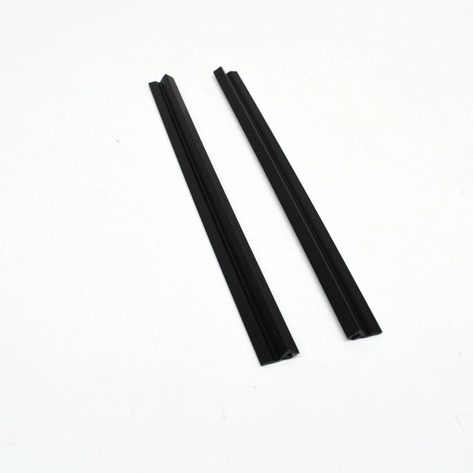 NEW BMW 2 F45 RADIATOR UPPER SEAL BRACKET 17118600126 8600126 2015 ORIGINAL