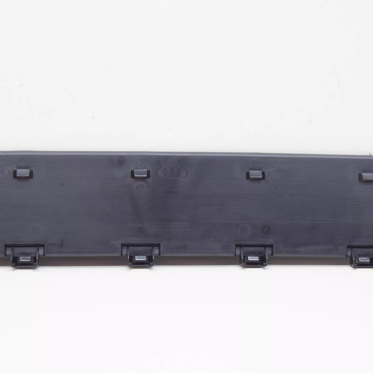 NEW AUDI TT FV CENTER RADIATOR GRILLE STRIKER PLATE 8S0853692B ORIGINAL