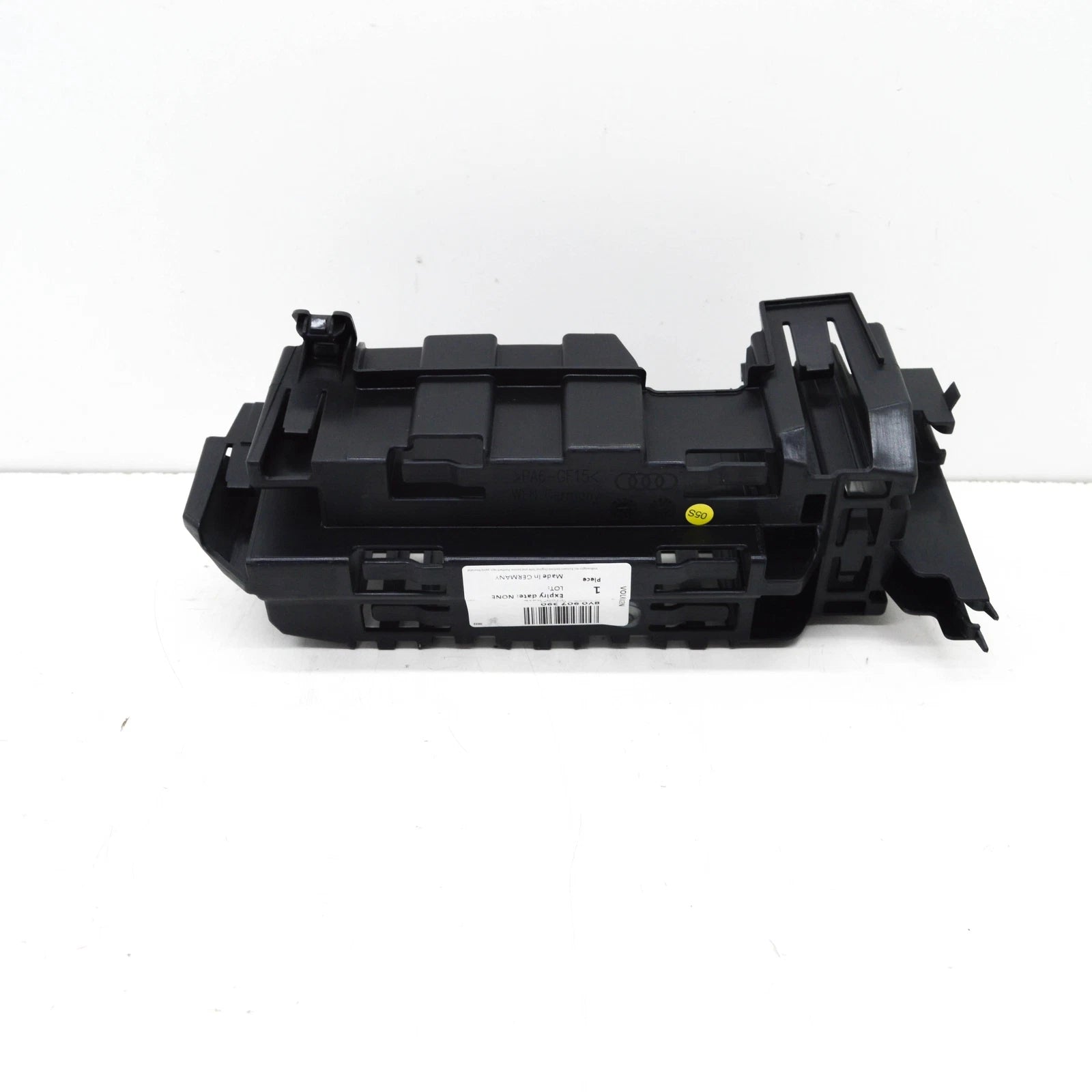 NEW AUDI A3 LIMOUSINE 8Y REAR RIGHT CONTROL UNIT RETAINER 8Y0907390 ORIGINAL