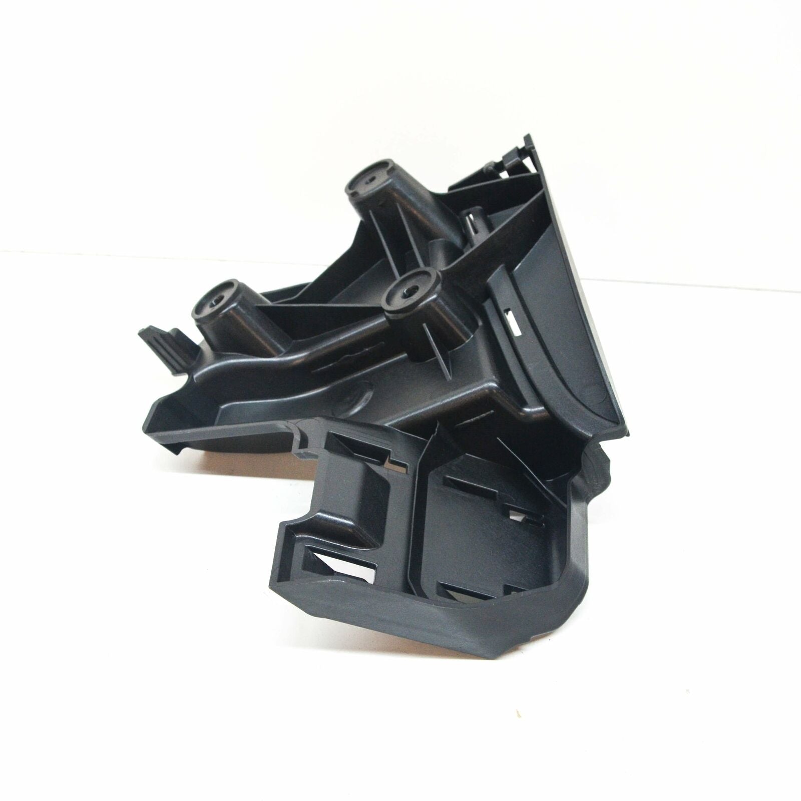 NEW AUDI E-TRON FRONT BUMPER GRILLE END PLATE CAP 4KE807366 ORIGINAL