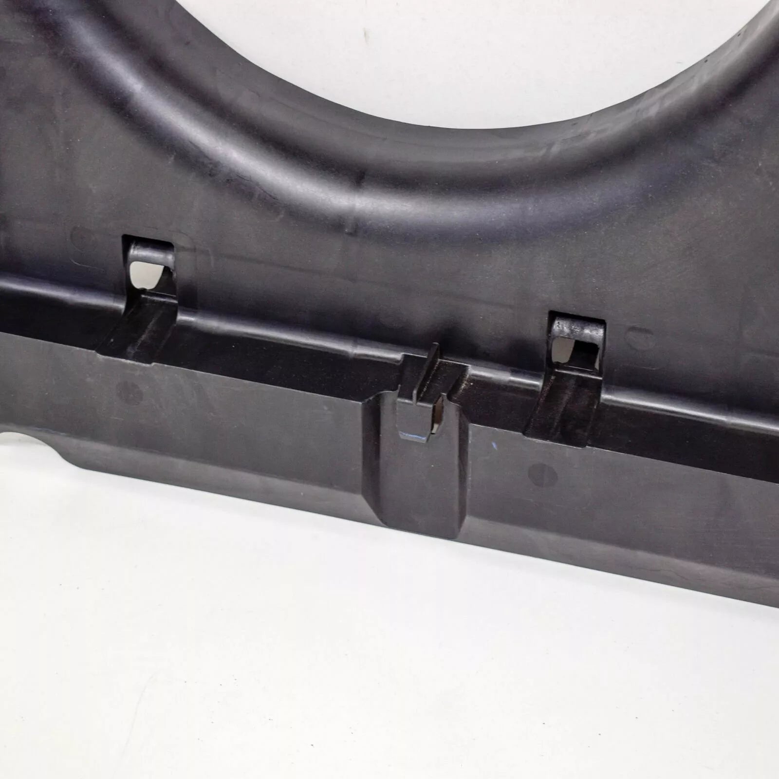 NEW VOLKSWAGEN CRAFTER 2E MK1 ENGINE RADIATOR FAN COVER 2E0121207H