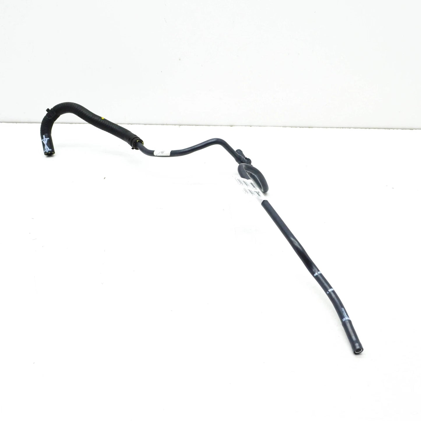 NEW AUDI A1 SPORTBACK GB COOLANT PIPE HOSE 05E121064 ORIGINAL
