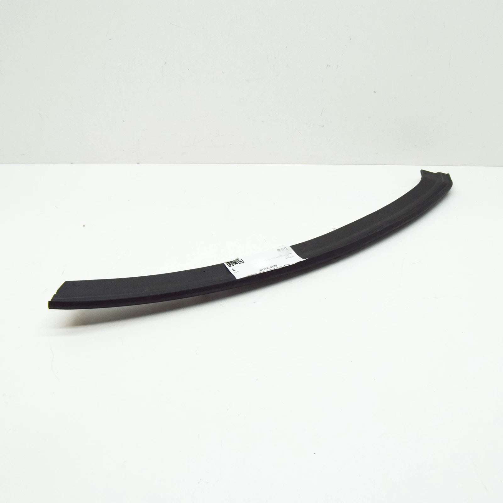 NEW AUDI A1 GB RIGHT BONNET IMPACT PROTECTION 82A823124B ORIGINAL