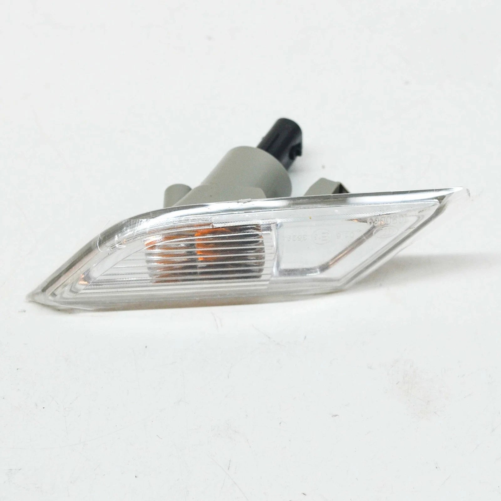 NEW VW TRANSPORTER MULTIVAN T6 FRONT LEFT FENDER TURN SIGNAL 7LA949101 ORIGINAL