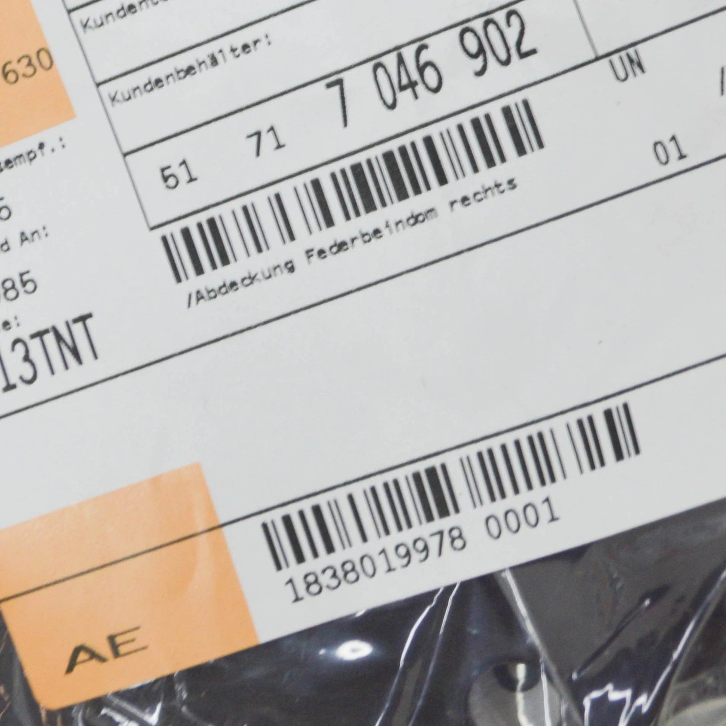 NEW BMW 5 E60 FRONT RIGHT SUSPENSION-STRUT DOME COVER 51717046902 ORIGINAL