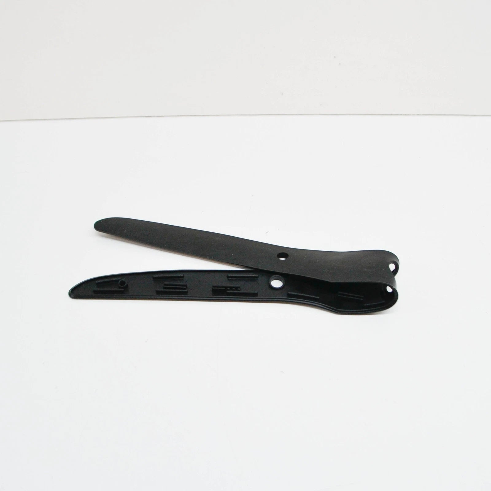 NEW BMW Z3 COUPE E36 TRUNK LID GRIP GASKET 51227026400 7026400 ORIGINAL