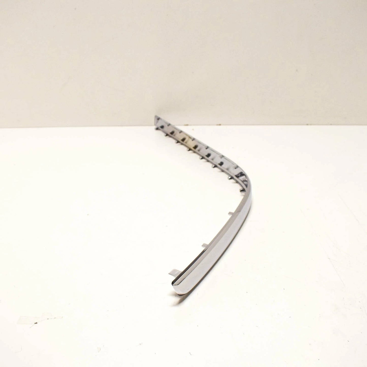 NEW MERCEDES-BENZ GLK X204 REAR LEFT BUMPER MOLDING A2048851921