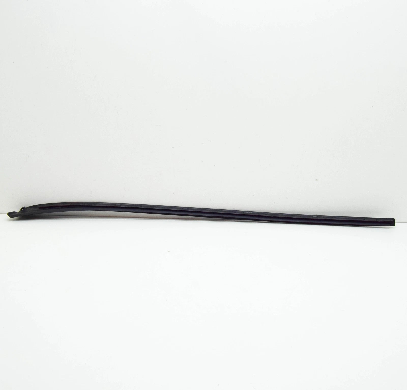 NEW SEAT LEON 5F LEFT WINDSCREEN TRIM STRIP 5F0854319E9B9 ORIGINAL