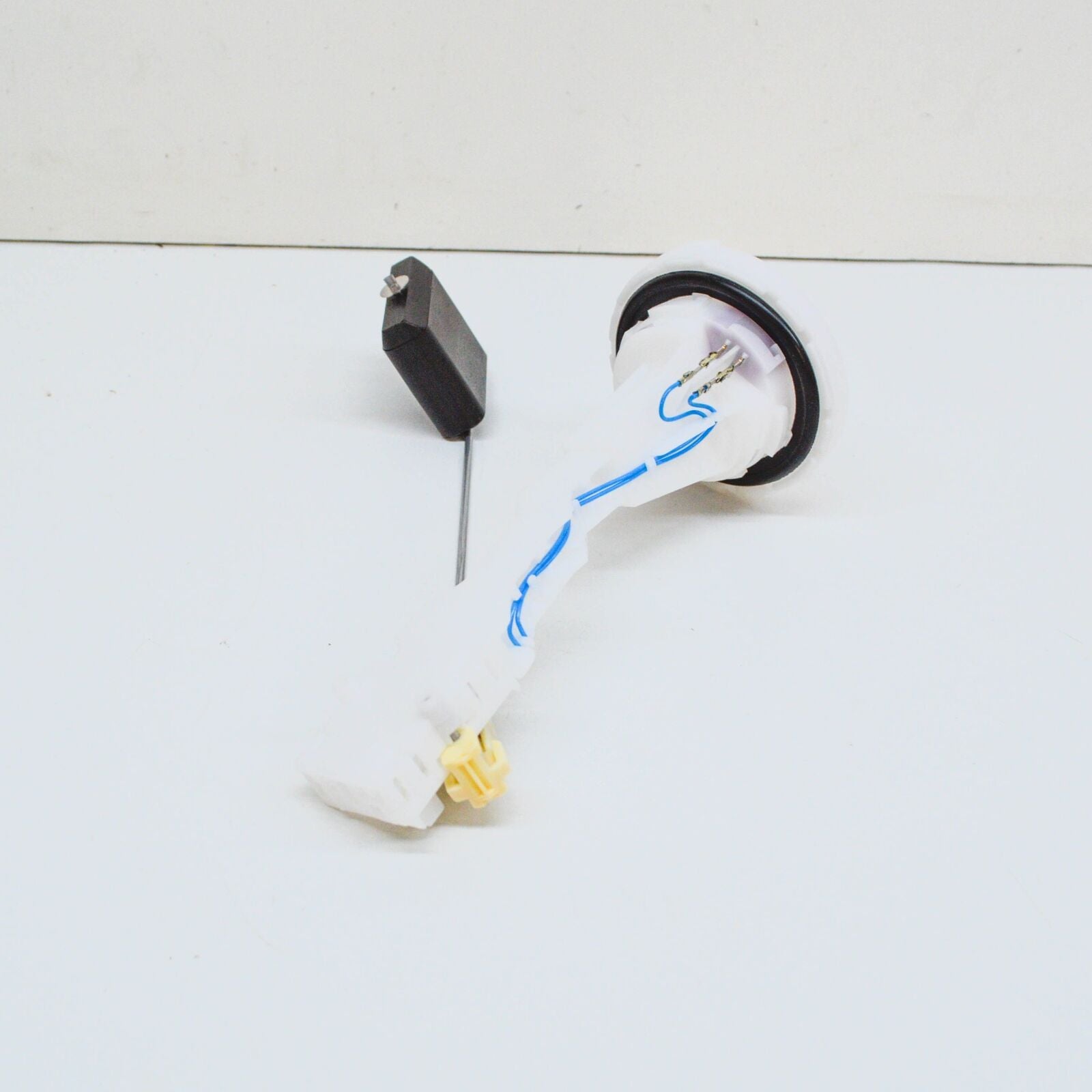 NEW MERCEDES-BENZ SL R129 FUEL TANK SENDER UNIT A1295421017 ORIGINAL