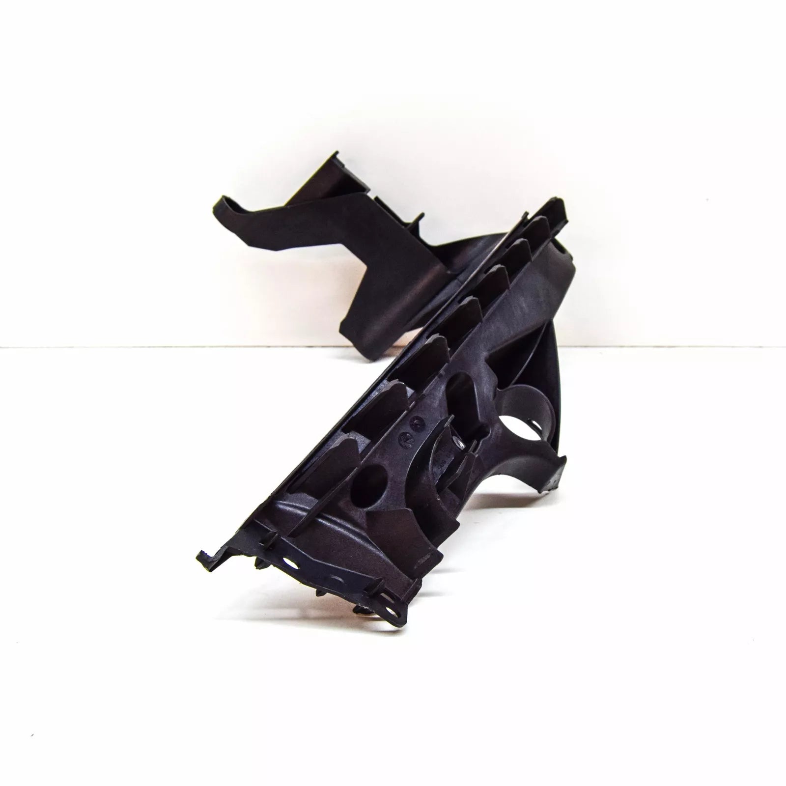 NEW AUDI A5 8T3 RIGHT MAIN BEAM HEADLIGHT MOUNTING 8T0805608