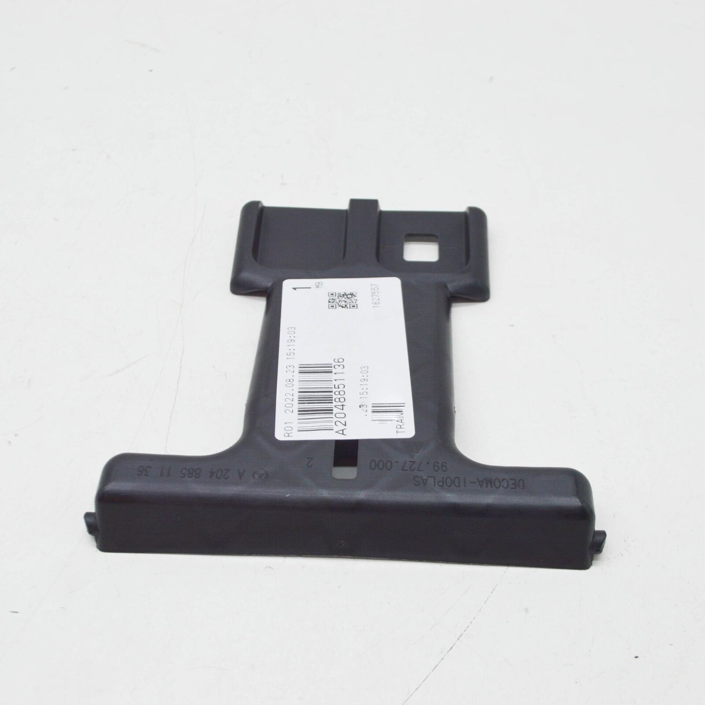 NEW MERCEDES-BENZ C-CLASS W204 RADIATOR GRILLE BRACKET A2048851136 2010 ORIGINAL