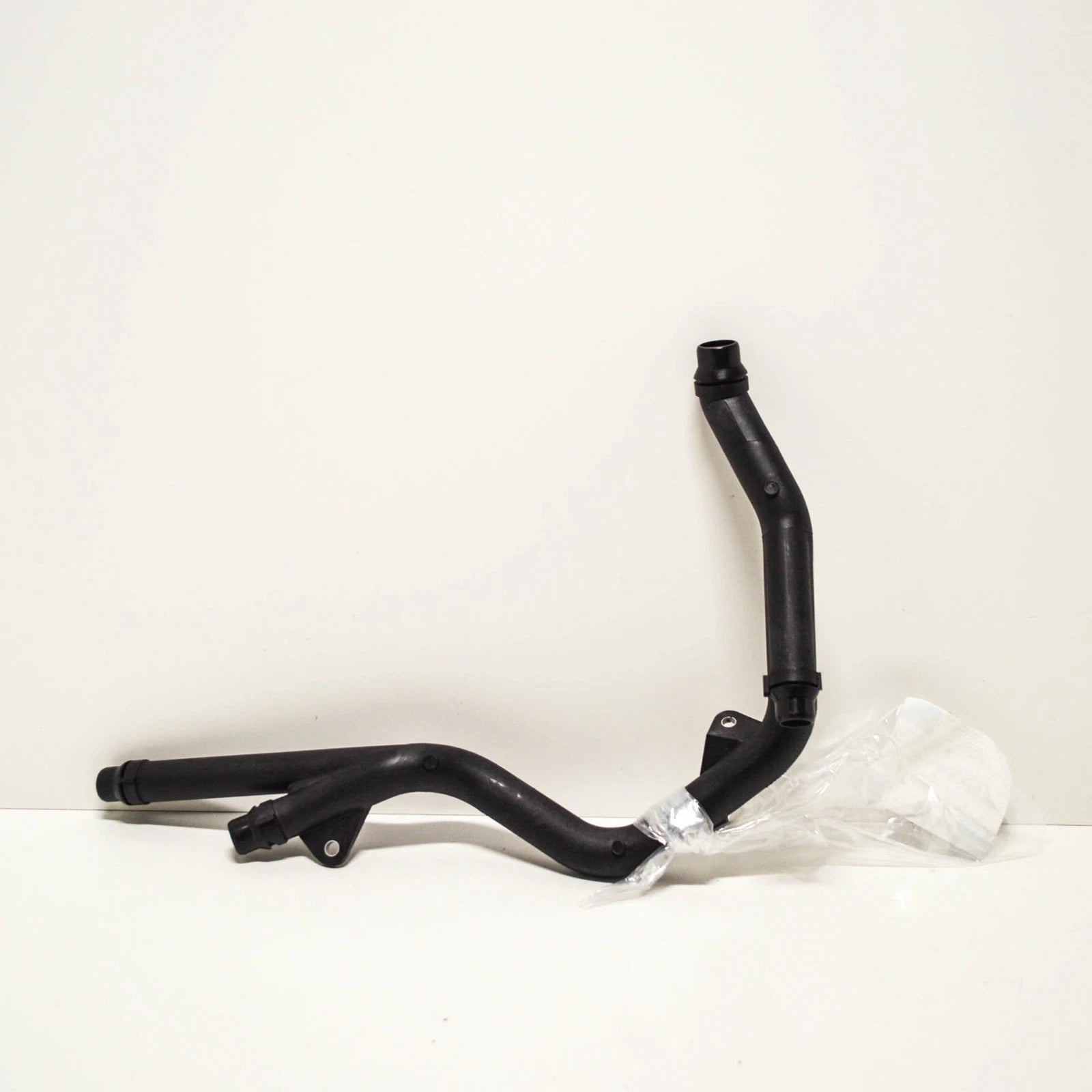 NEW BMW 3 E46 3.0D 150KW COOLING RETURN PIPE 11532247681 ORIGINAL