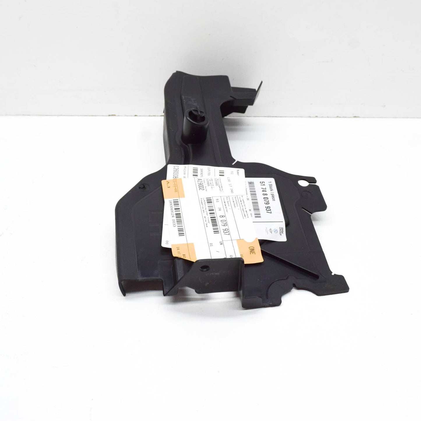 new bmw 8 cabrio m f91 left side radiator air duct 51748079937 original