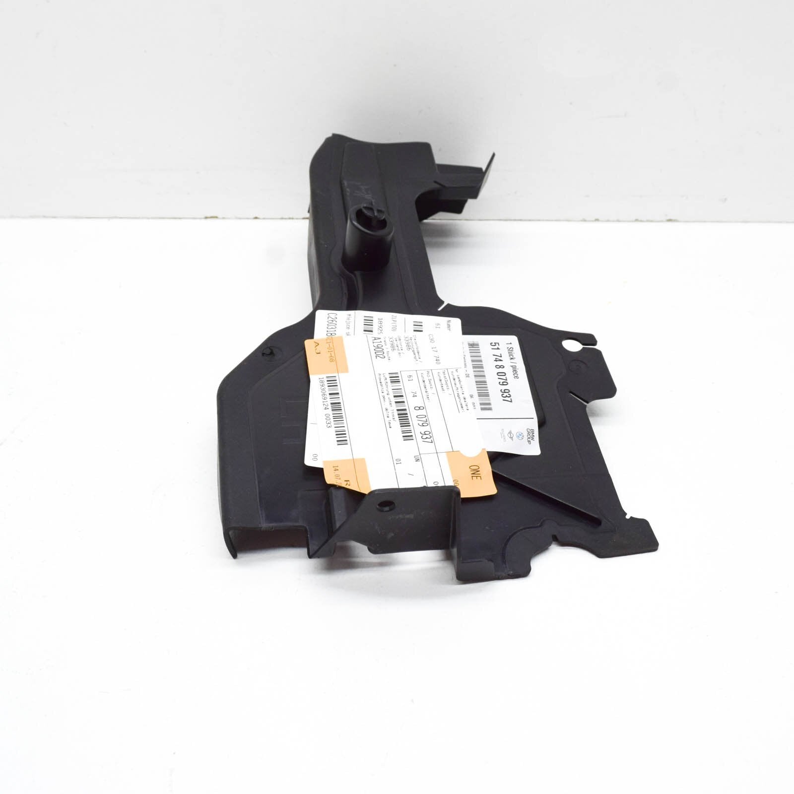 new bmw 8 cabrio m f91 left side radiator air duct 51748079937 original