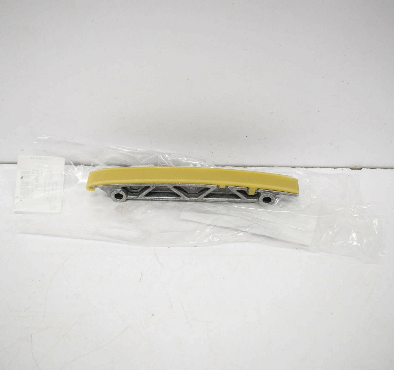 NEW AUDI A4 B8 TIMING CHAIN GUIDE 057109469H 2011 ORIGINAL