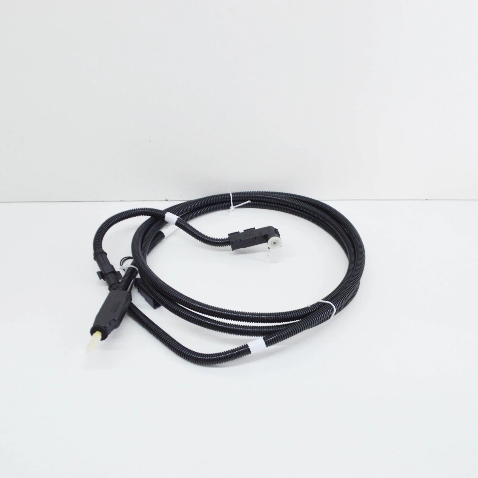 NEW VW PASSAT B8 3G REDUCING AGENT INJECTOR METERING LINE 3Q0131984AE ORIGINAL