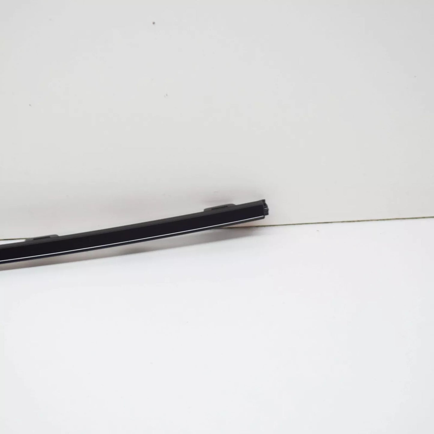 NEW VW GOLF MK7 FRONT BUMPER GRILL LOWER CENTER TRIM 5G0853765A041 ORIGINAL