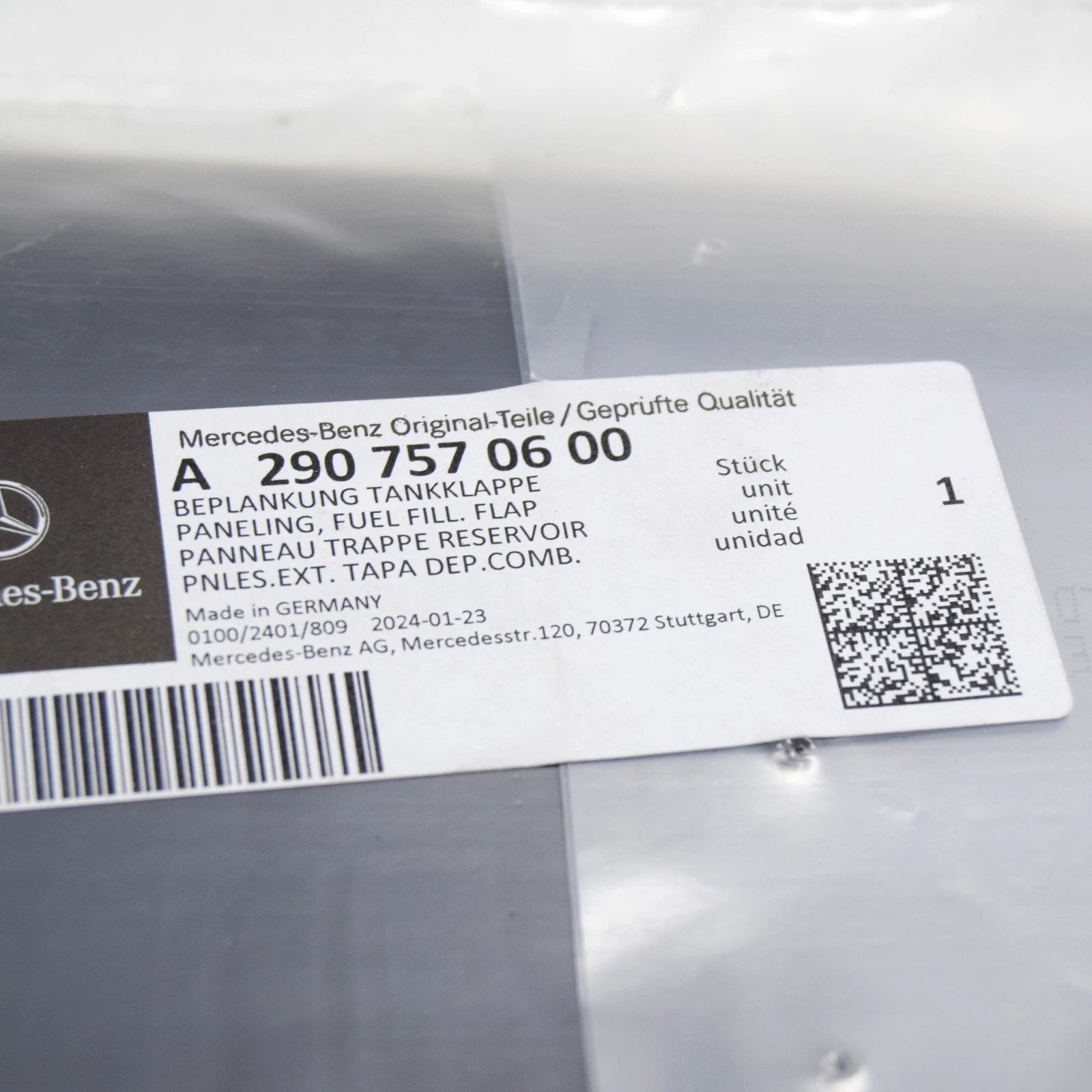 NEW MERCEDES-BENZ AMG GT X290 FUEL FILLER DOOR A2907570600 ORIGINAL