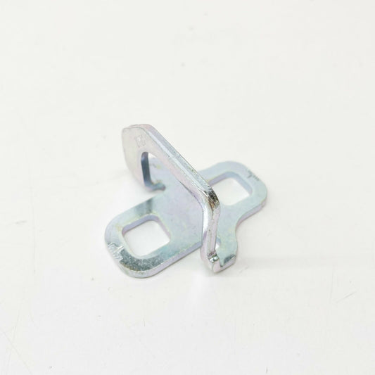 NEW MERCEDES-BENZ CLA COUPE C117 TAILGATE BOOTLID LOCK A2047580003 ORIGINAL