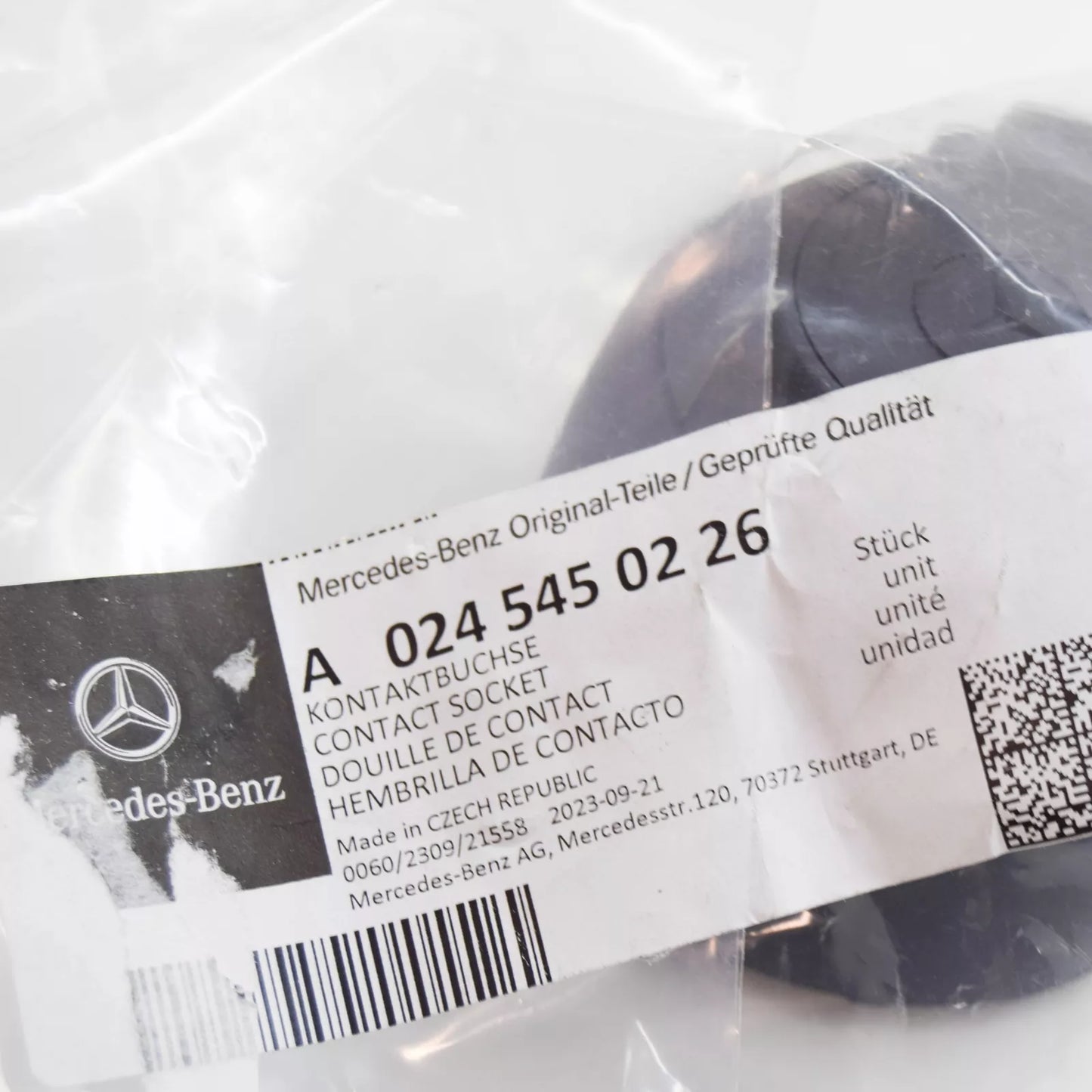 NEW MERCEDES-BENZ C W204 TRAILER COUPLING CONTACT SOCKET A0245450226 ORIGINAL