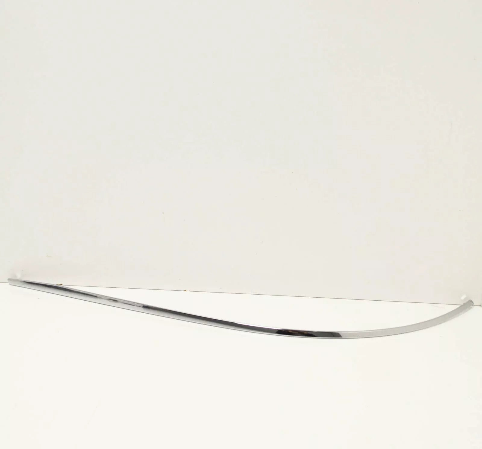 NEW MERCEDES-BENZ E COUPE C207 REAR BUMPER LEFT MOLDING A2078852121 ORIGINAL