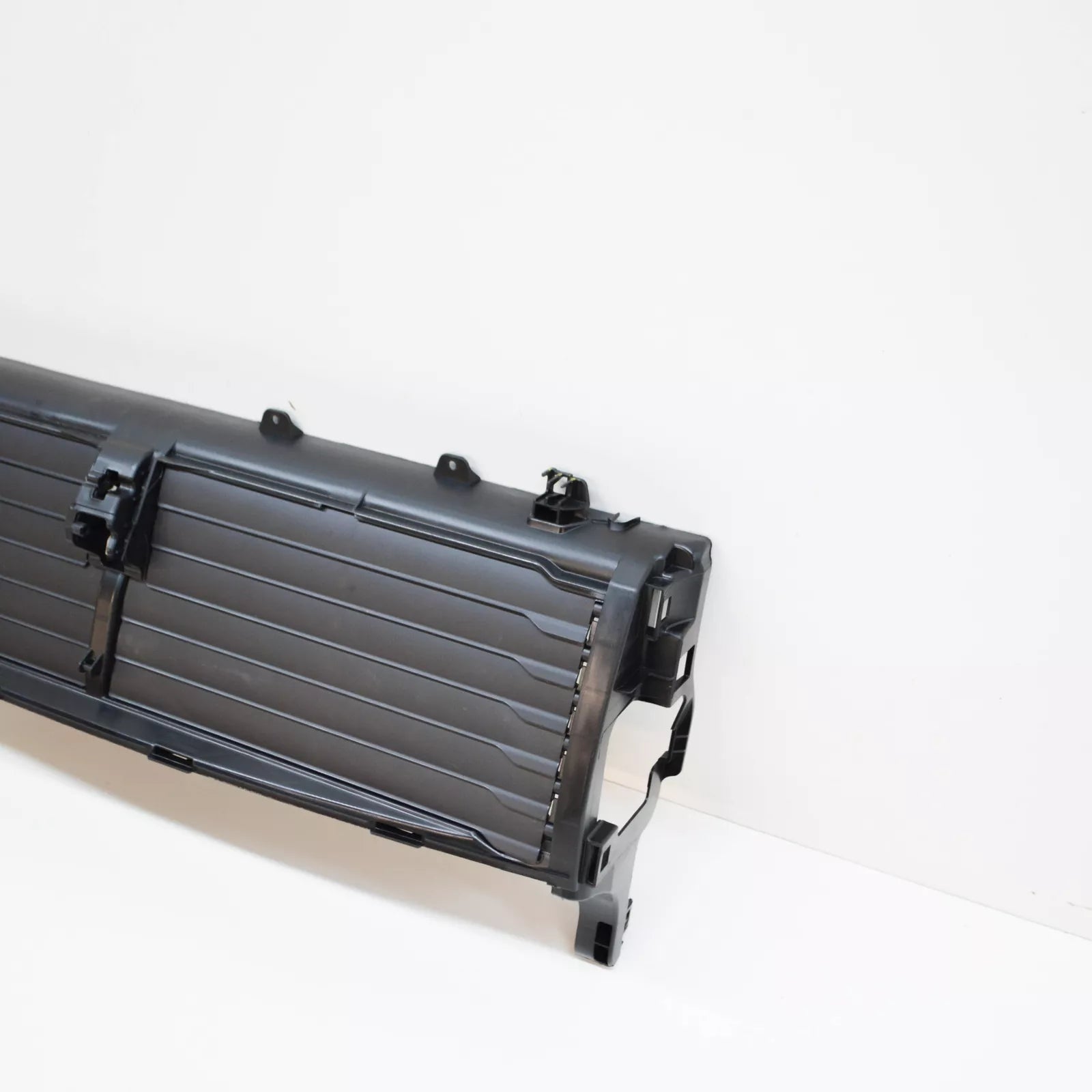 NEW AUDI Q5 FY RADIATOR FAN RADIATOR LOUVRE 80A121223 ORIGINAL