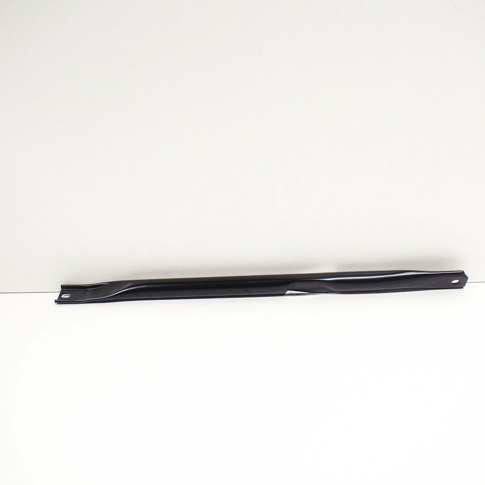 NEW AUDI Q5 80A FRONT RIGHT REINFORCEMENT BAR BRACKET SUPPORT 80A805645 ORIGINAL