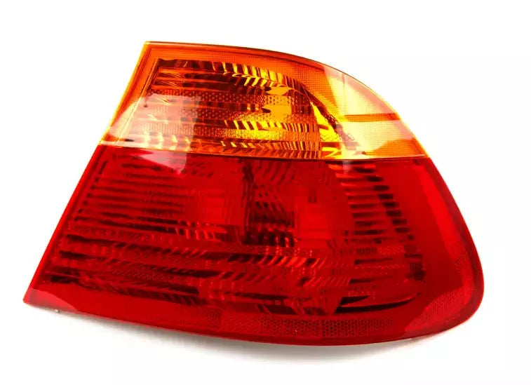 NEW BMW 3 COUPE E46 REAR RIGHT SIDE PANEL TAIL LIGHT 63218364726 ORIGINAL