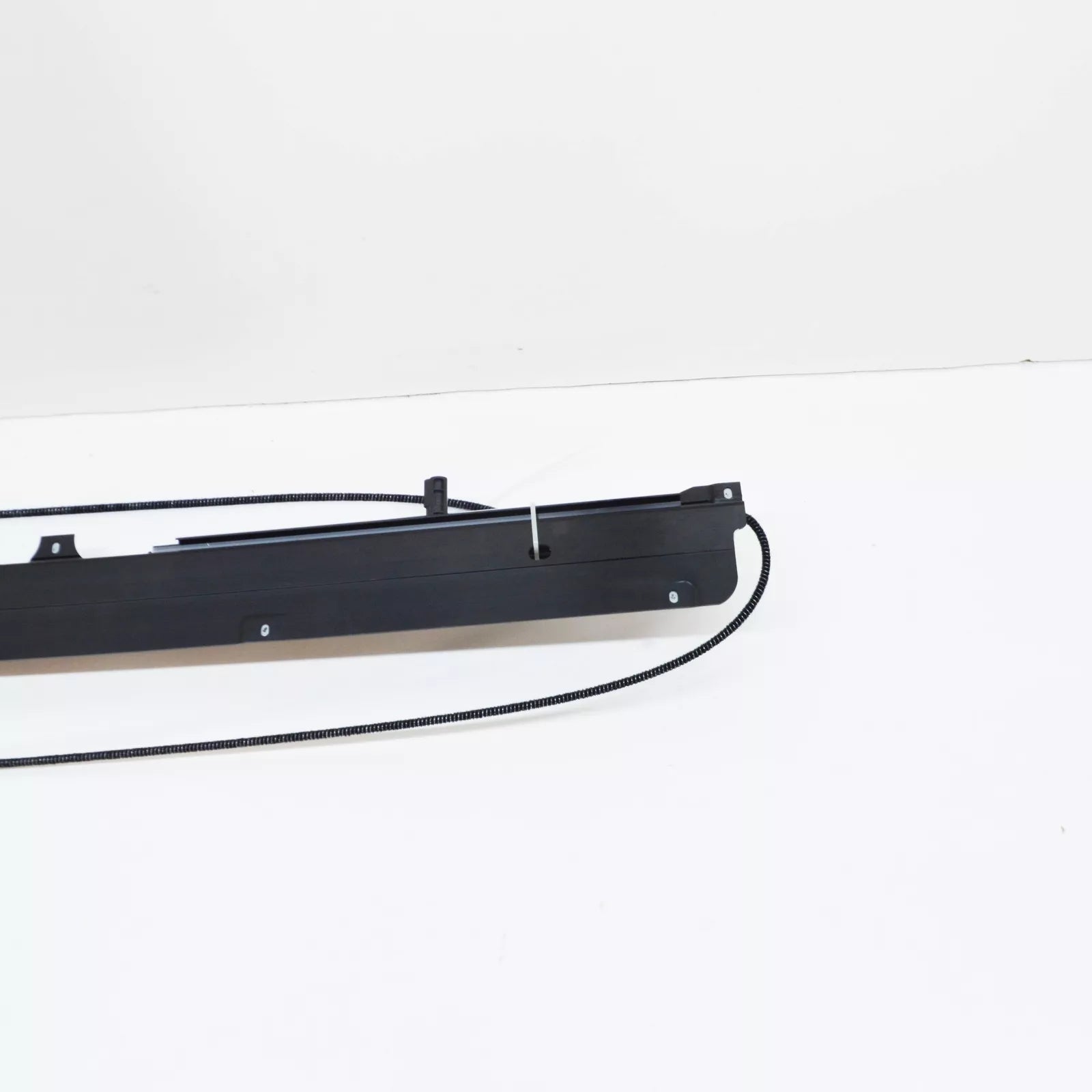 NEW MB C CL203 ROOF RIGHT SUSPENSION CONTROL GUIDE A2037800258 ORIGINAL