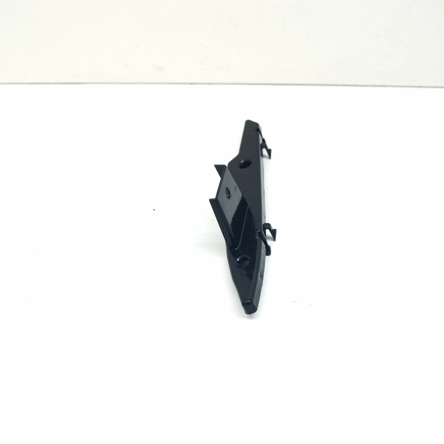 NEW BMW X3 G01 FRONT LEFT LOWER BUMPER INSERT GUIDE 51117399983 ORIGINAL