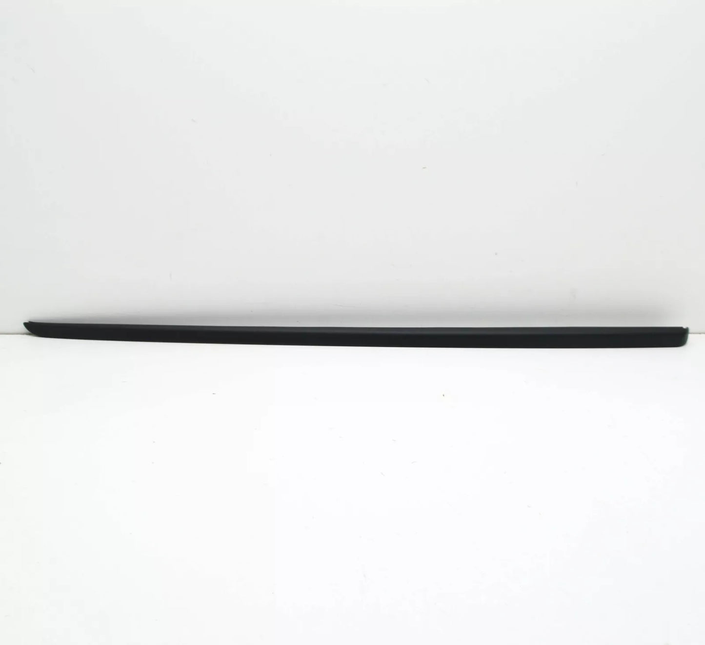 NEW AUDI Q5 FY FRONT WINDSHIELD RIGHT VERTICAL TRIM 80A854328B9B9 ORIGINAL