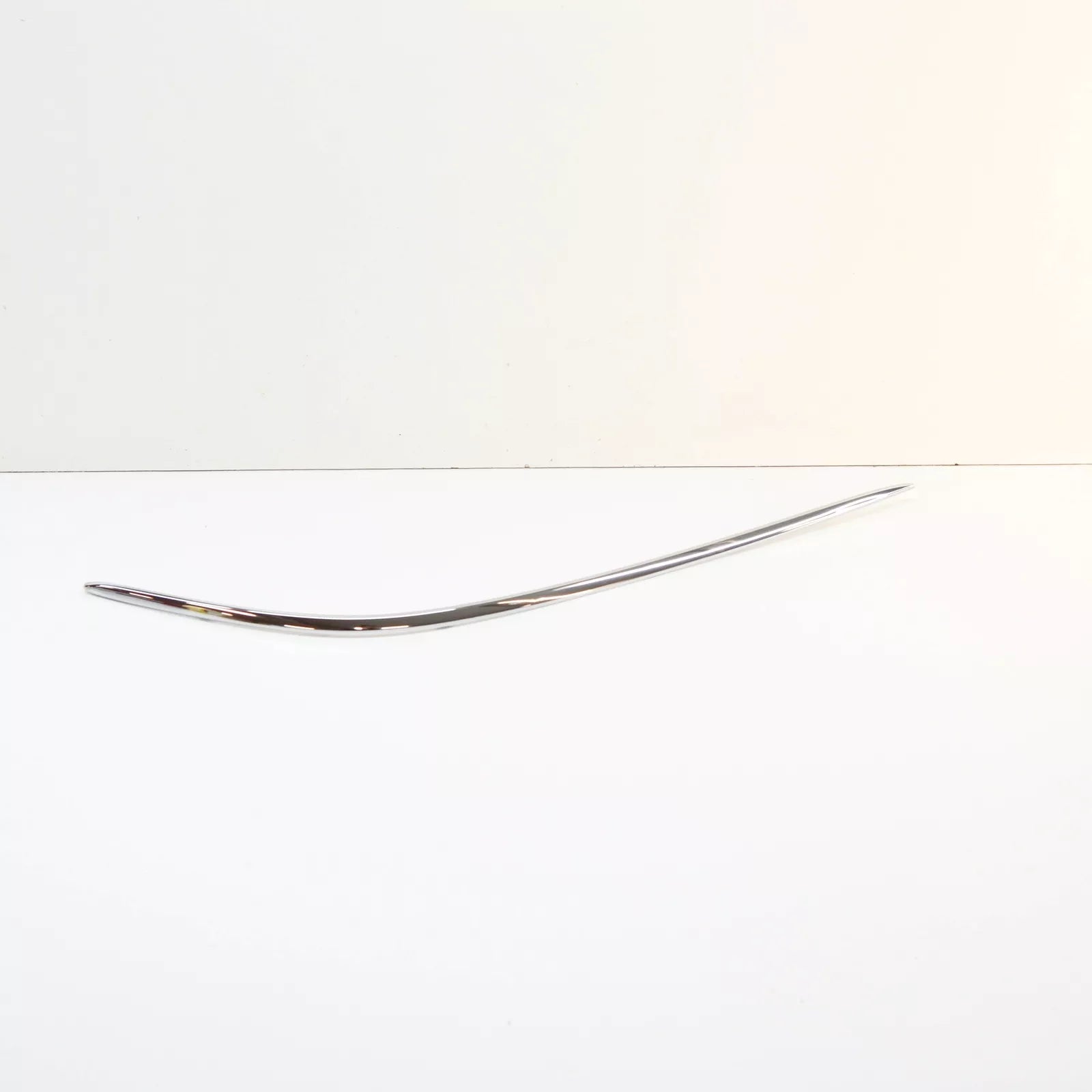 NEW MERCEDES-BENZ S W220 FRONT BUMPER RIGHT CHROME TRIM A2208850674 ORIGINAL