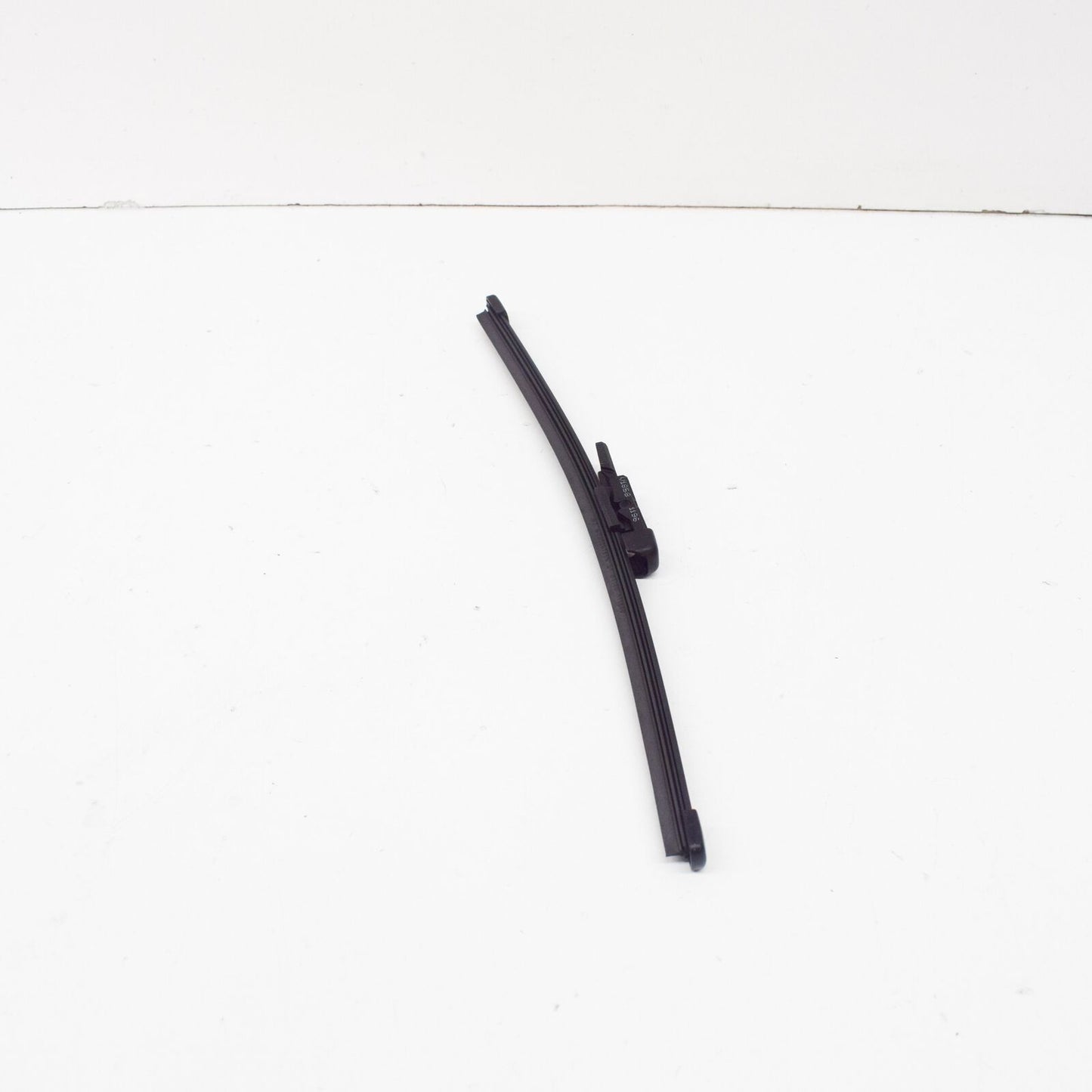 NEW MERCEDES-BENZ C-CLASS S205 REAR WINDOW WIPER BLADE A2058200545 ORIGINAL