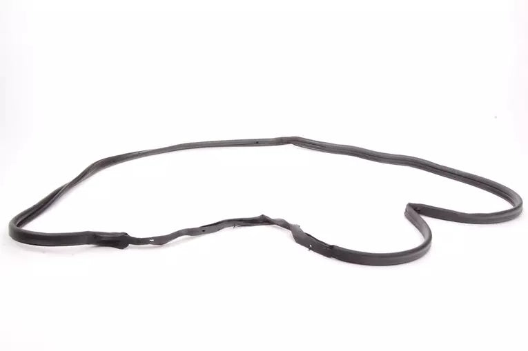 NEW MERCEDES-BENZ E W124 REAR RIGHT DOOR WEATHERSTRIP A1247303678 ORIGINAL