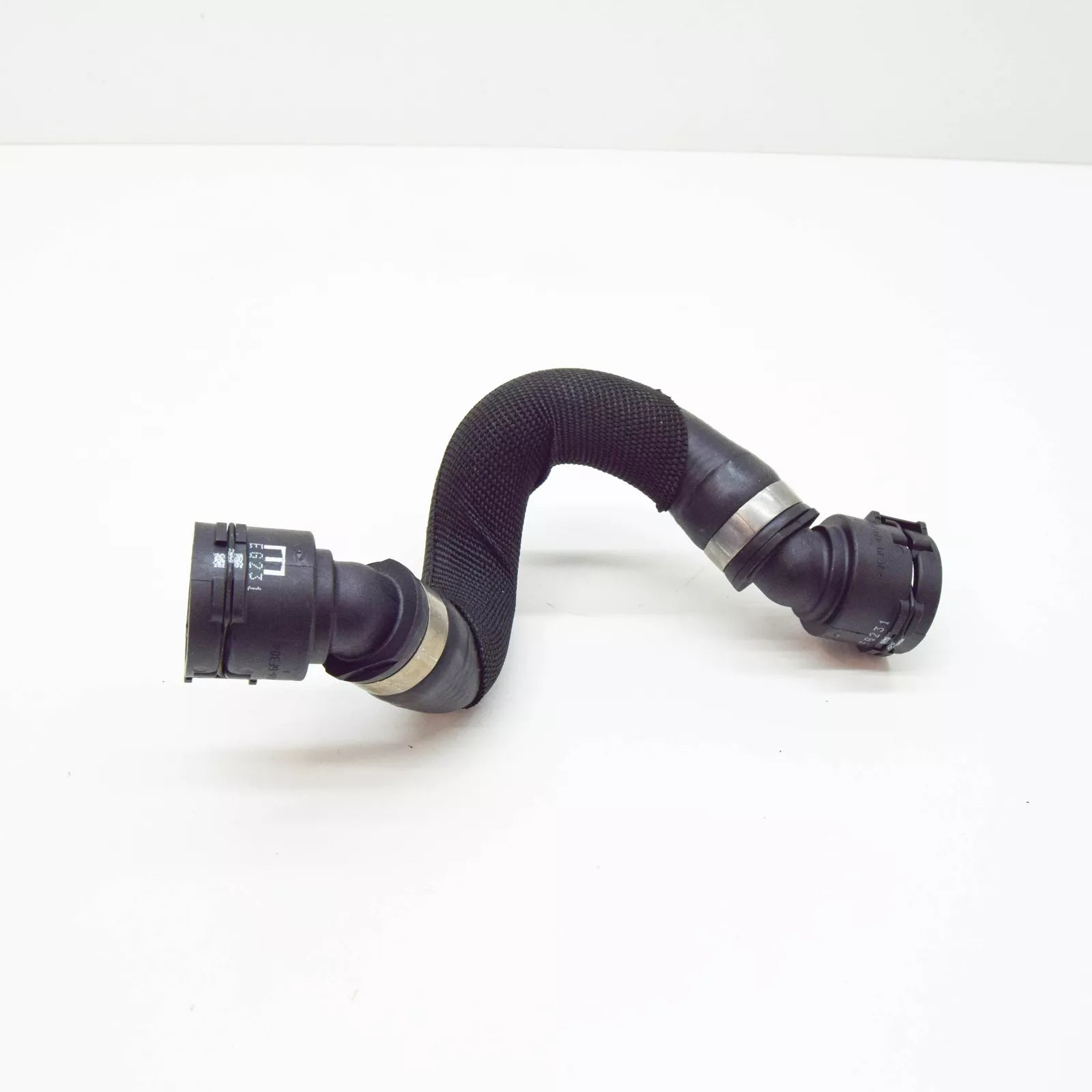 NEW MERCEDES-BENZ E W213 LEFT WATER COOLANT RADIATOR HOSE A2135013700 ORIGINAL