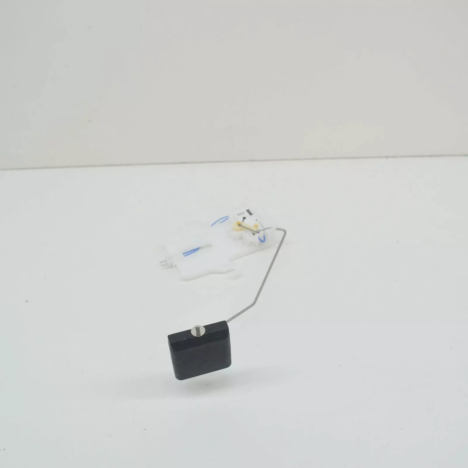 NEW MERCEDES-BENZ SLK R171 FUEL GAUGE SENDING UNIT A1715420617