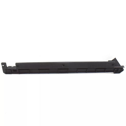 NEW BMW M4 F82 RADIATOR LOWER SEAL TRIM 17117848789 7848789 2016 ORIGINAL