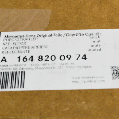 NEW MERCEDES-BENZ GL-CLASS X164 REAR LEFT BUMPER REFLECTOR A1648200974 ORIGINAL