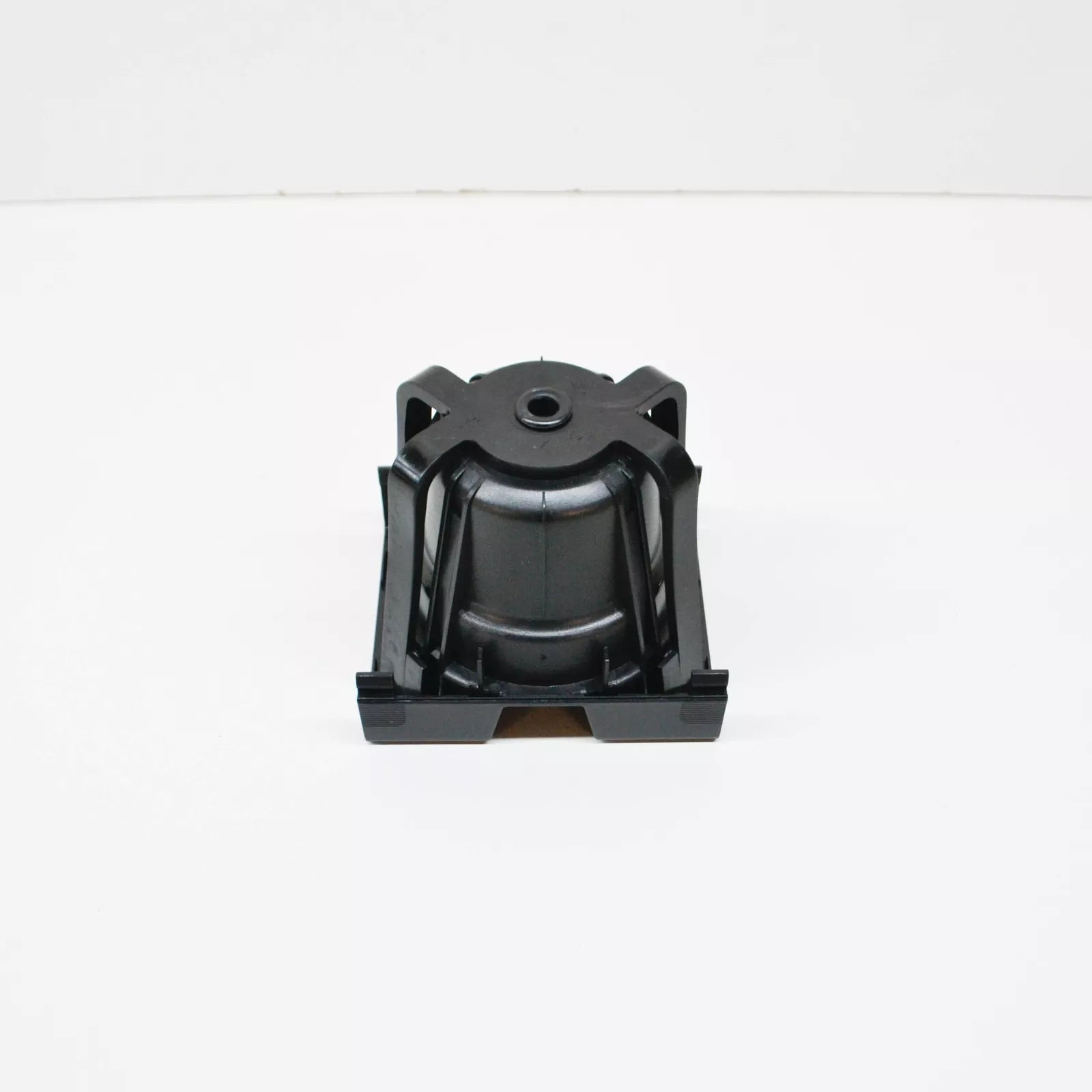 NEW BMW E36 CABRIO COUPE CUP HOLDER IN CENTER CONSOLE 8217480 51168217480