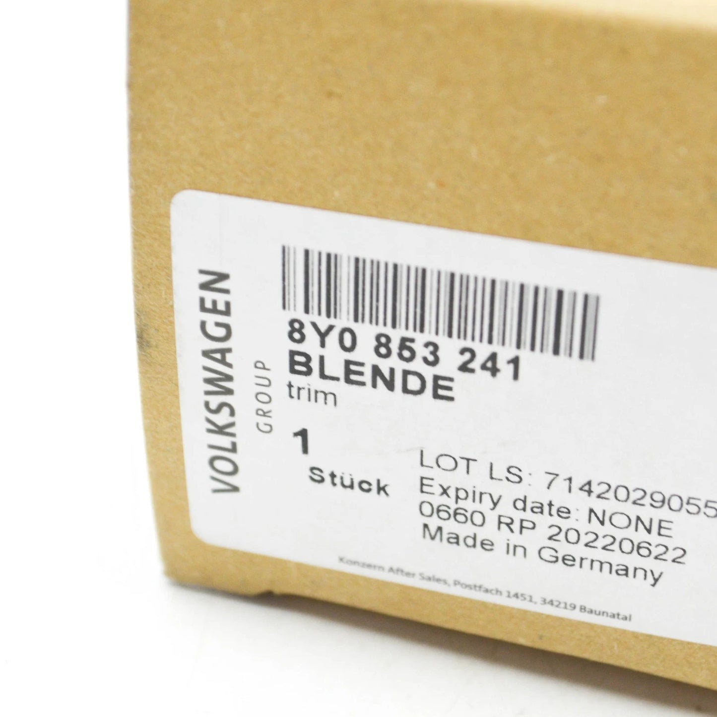 NEW AUDI A3 SPORTBACK 8YA FRONT LEFT WING PLASTIC TRIM 8Y0853241 ORIGINAL