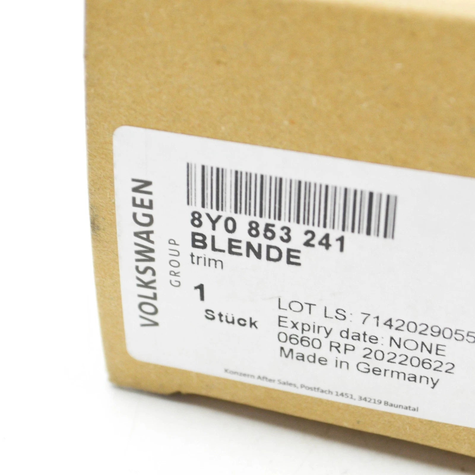 NEW AUDI A3 SPORTBACK 8YA FRONT LEFT WING PLASTIC TRIM 8Y0853241 ORIGINAL